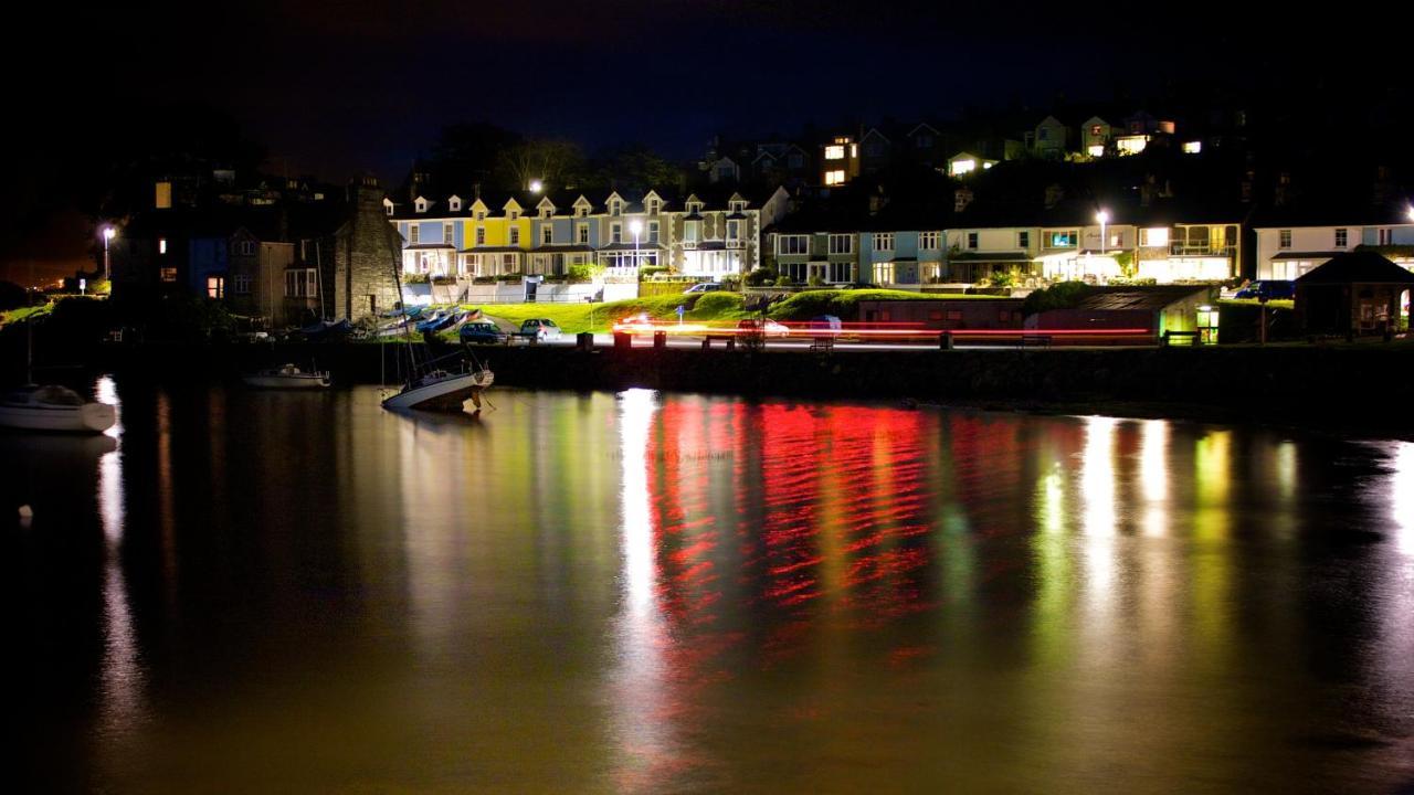 Tegfryn , 5*, Sea View, Borth Y Gest Villa Porthmadog Buitenkant foto