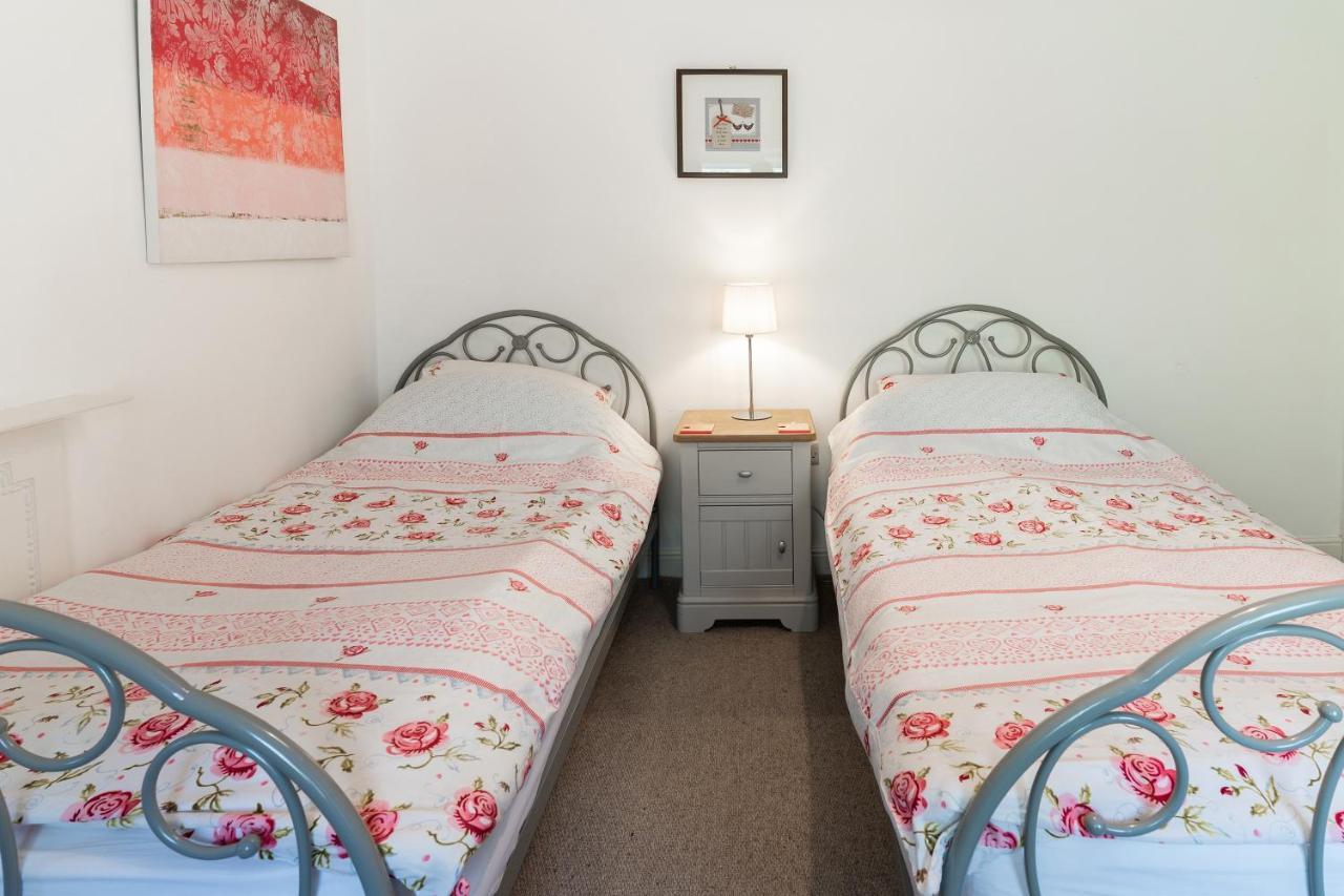 Tegfryn , 5*, Sea View, Borth Y Gest Villa Porthmadog Buitenkant foto